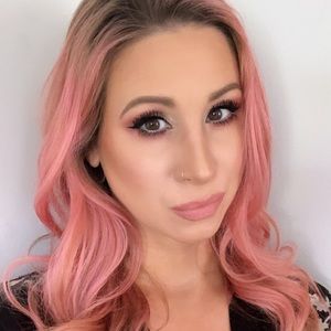 Meet your Posher, Faith